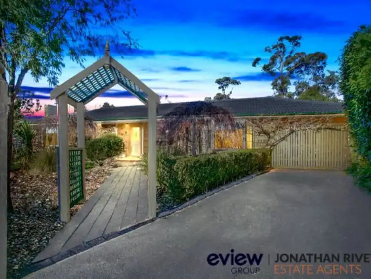 14 Wiringa Crescent, Mount Eliza VIC 3930