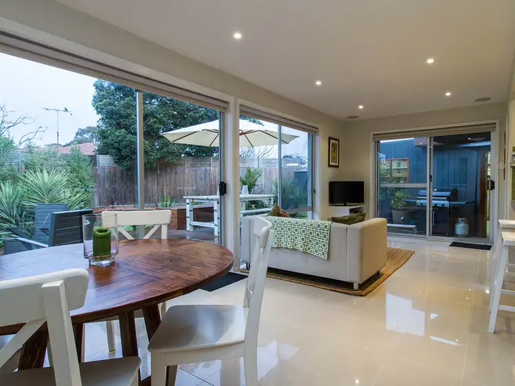 Sixth view of Homely house listing, 5 Lisa Court, Frankston VIC 3199