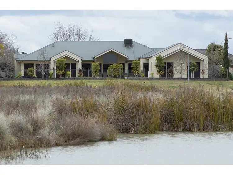 Fifth view of Homely house listing, 2 Tandou Court, Kialla VIC 3631