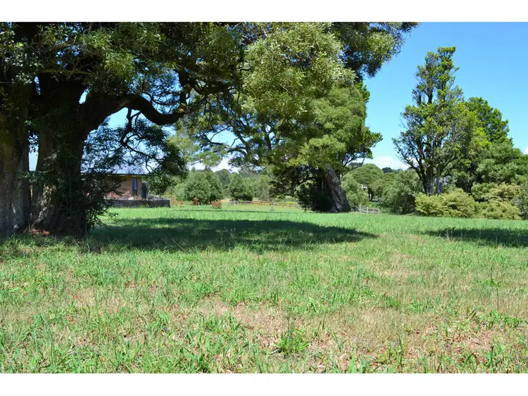 75 High Street, Robertson NSW 2577