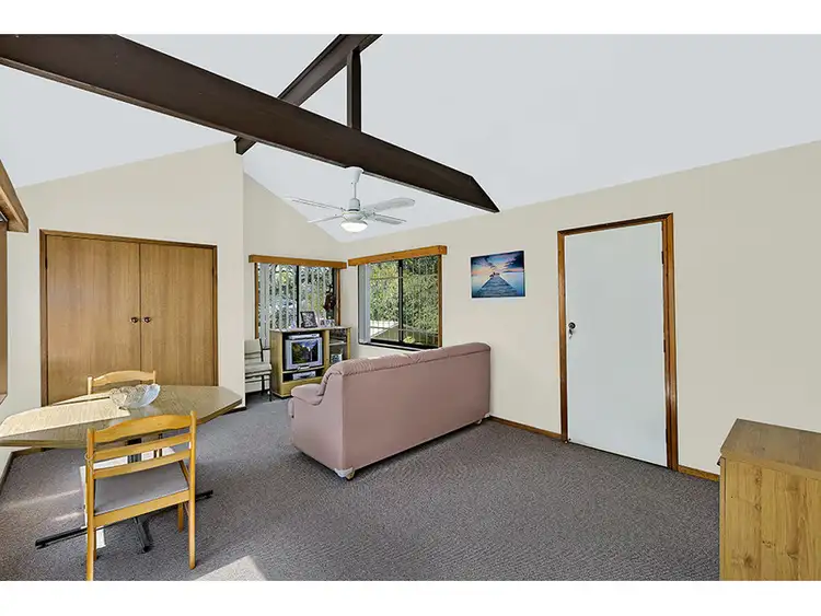 Fifth view of Homely house listing, 2 Armstrong Avenue, Killarney Vale NSW 2261