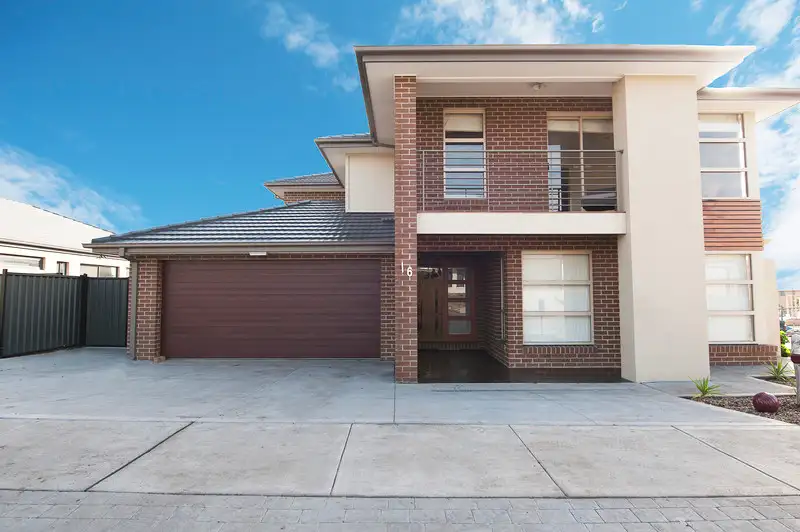 Main view of Homely house listing, 16 Baronial Way, Craigieburn VIC 3064