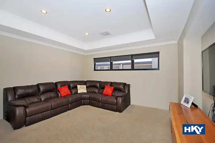 Fifth view of Homely house listing, 29 Marengo Close, Aveley WA 6069