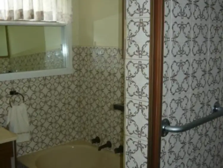 Seventh view of Homely townhouse listing, 2/39 Market Street, Benalla VIC 3672