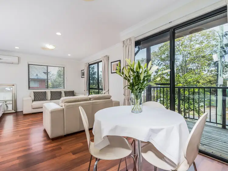28/316 Long St E, Graceville QLD 4075