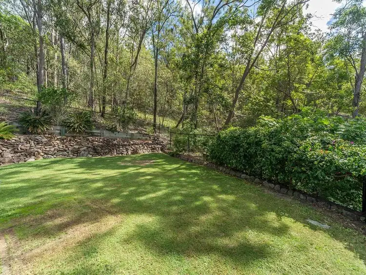 Third view of Homely house listing, 6 Woodbridge Place, Oxenford QLD 4210