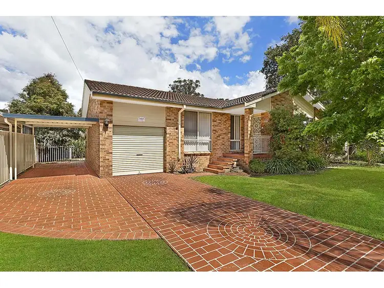 16 Blenheim Avenue, Berkeley Vale NSW 2261