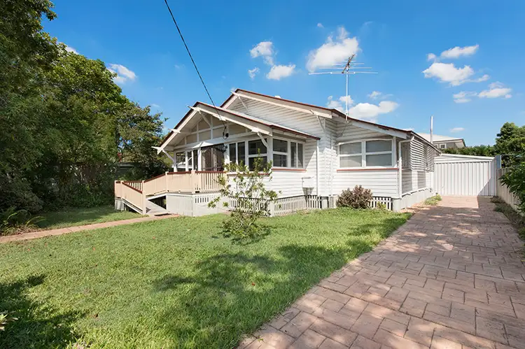 42 Kew Road, Graceville QLD 4075