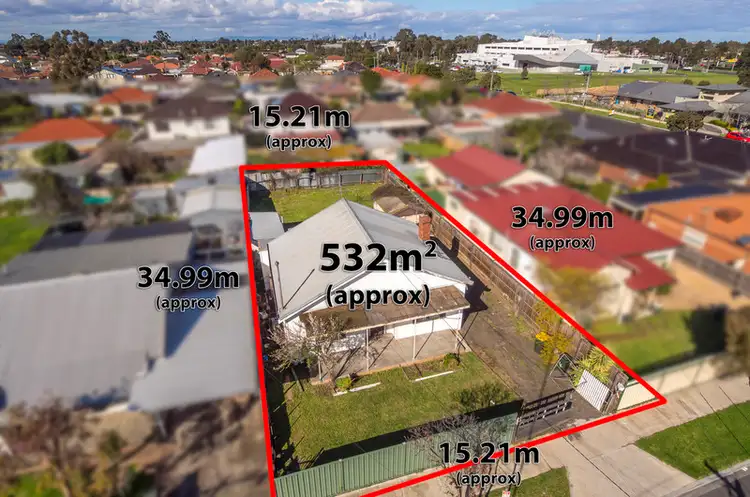 Second view of Homely house listing, 4 Garnet Street, Sunshine North VIC 3020
