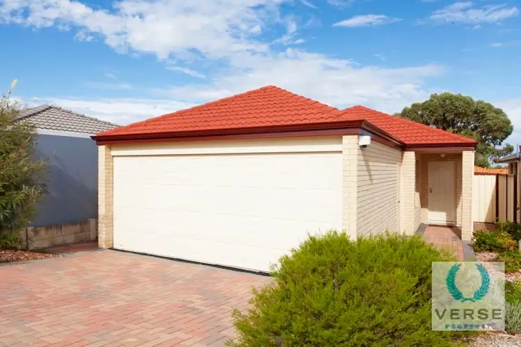 69 Cross Street, Queens Park WA 6107