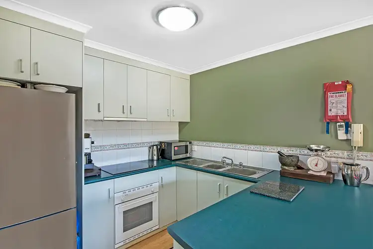 Third view of Homely apartment listing, 6/5 Clarkson Street, Clayfield QLD 4011