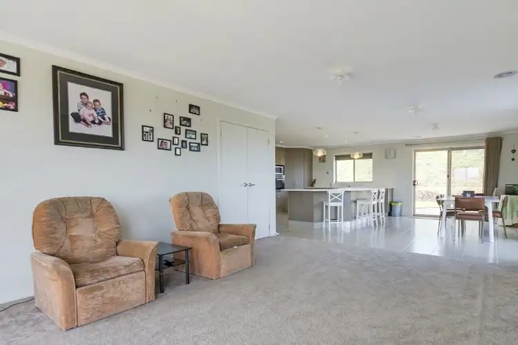 Sixth view of Homely house listing, 9 Kensington Square, Drouin VIC 3818