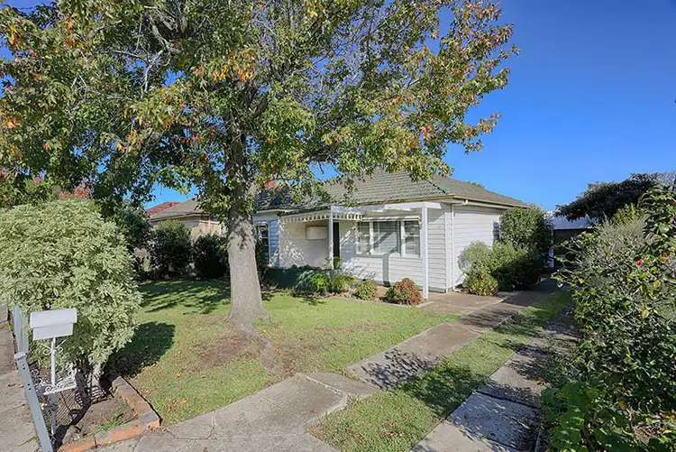 Second view of Homely house listing, 11 Drayton Street, Sunshine VIC 3020