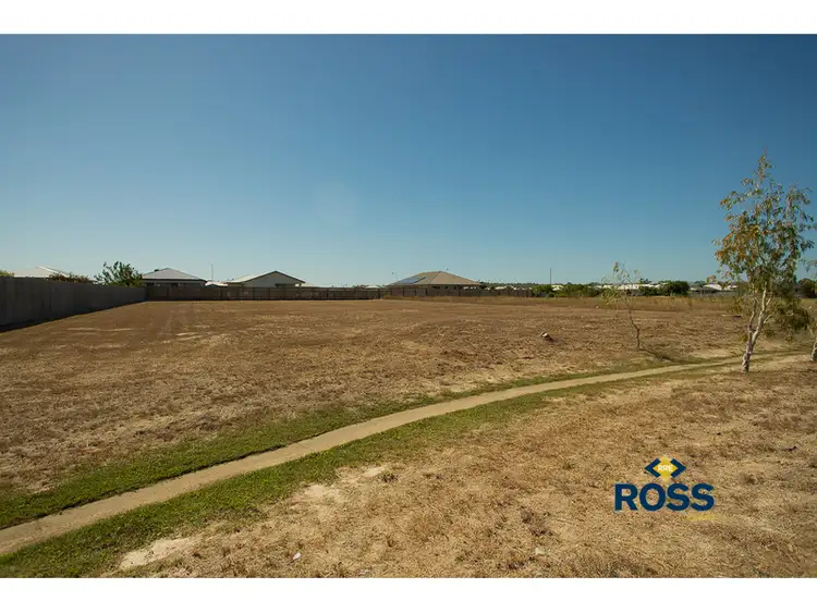 26 Gundabluey Crescent, Mount Low QLD 4818