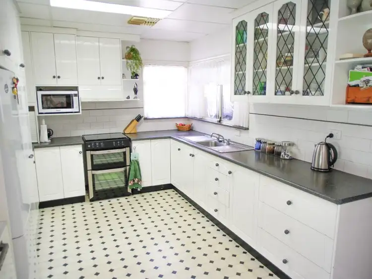 Second view of Homely house listing, 6 Dulhunty Avenue, Dubbo NSW 2830