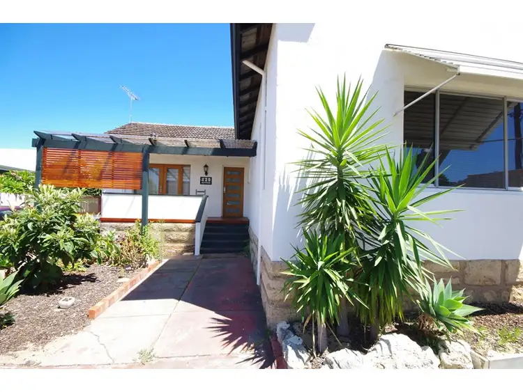 239 Huntriss Road, Doubleview WA 6018