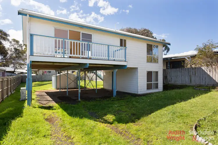 20 Terry Crescent, Wimbledon Heights VIC 3922