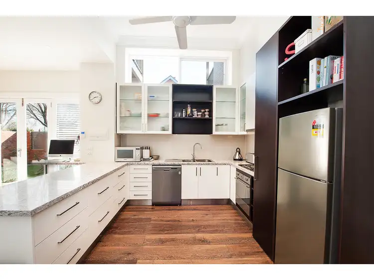 Fourth view of Homely townhouse listing, 2/430 Smollett Street, Albury NSW 2640