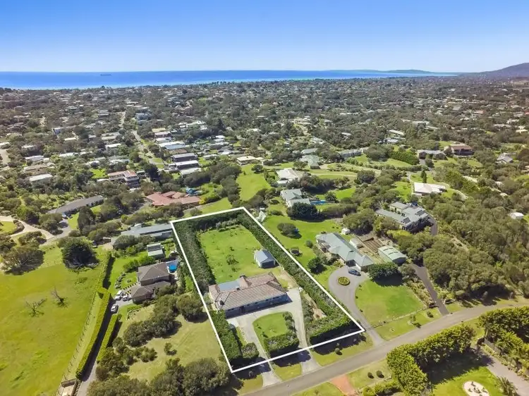 13 Alexandra Crescent, Rye VIC 3941