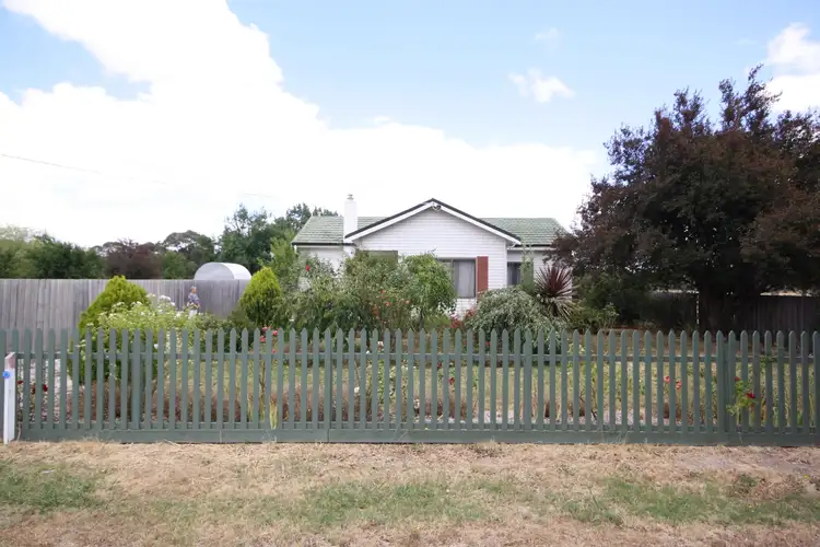 14 King Street, Beaufort VIC 3373