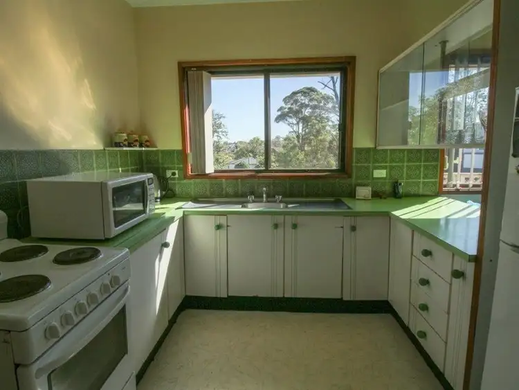Second view of Homely house listing, 5 Labulla Place, Glendale NSW 2285