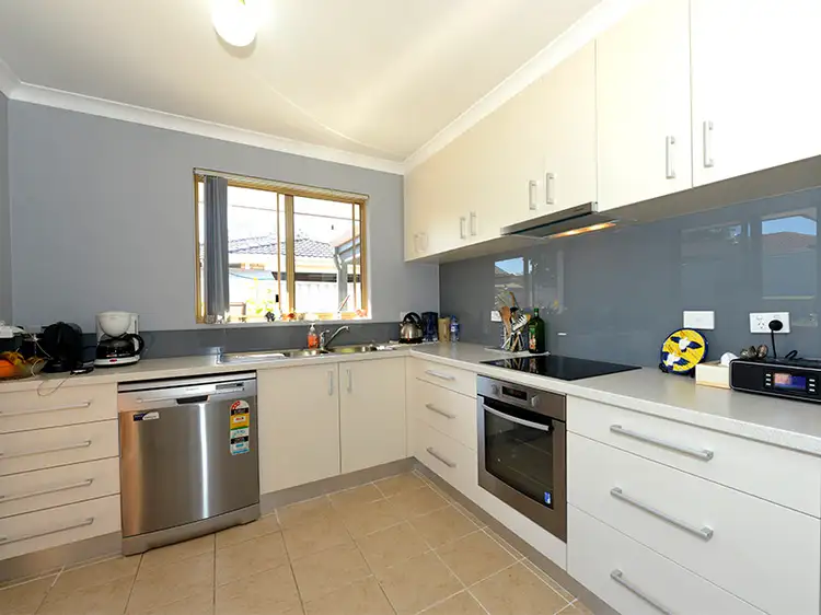 11 Sandalwood Close, Beechboro WA 6063