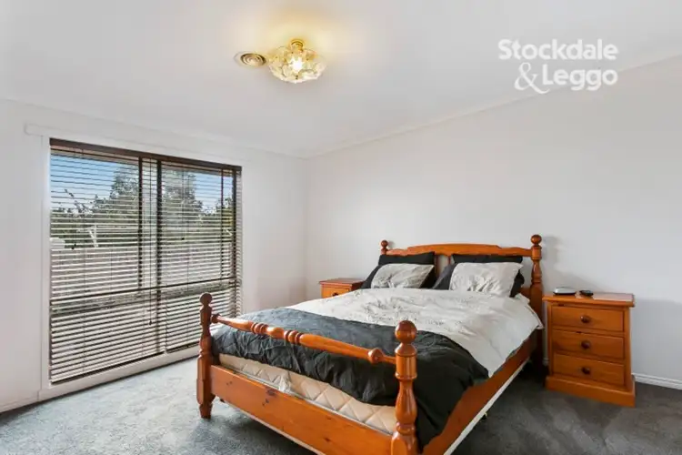 Fourth view of Homely house listing, 2 Drummer Lane, Narre Warren VIC 3805
