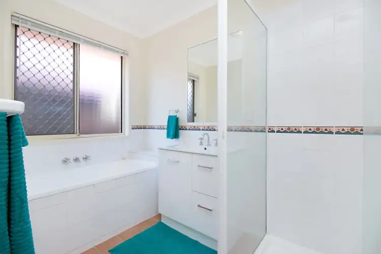 Sixth view of Homely house listing, 4 Peel Circuit, Tweed Heads South NSW 2486