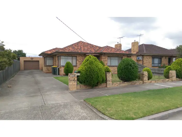 17 Begonia Ave, Altona North VIC 3025