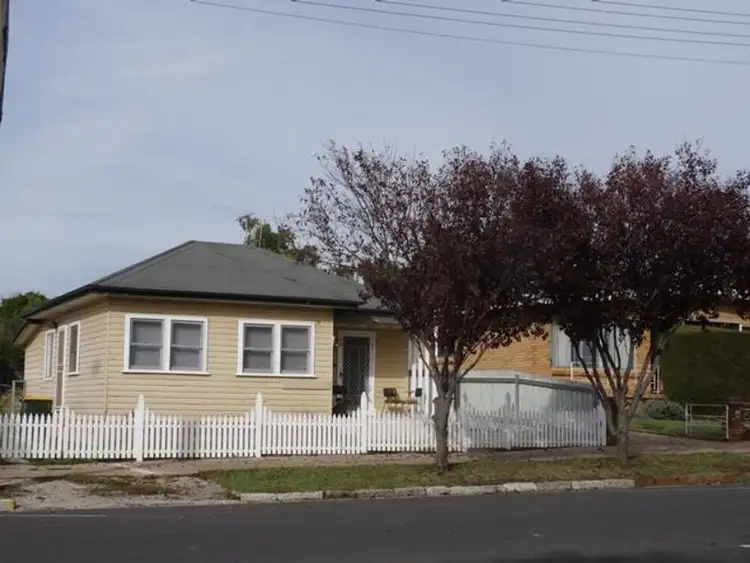 82 Bank Street, Molong NSW 2866