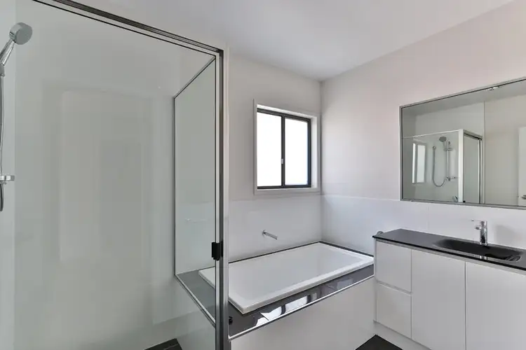 Sixth view of Homely apartment listing, Unit 1/6 Dove Crescent, Kleinton QLD 4352