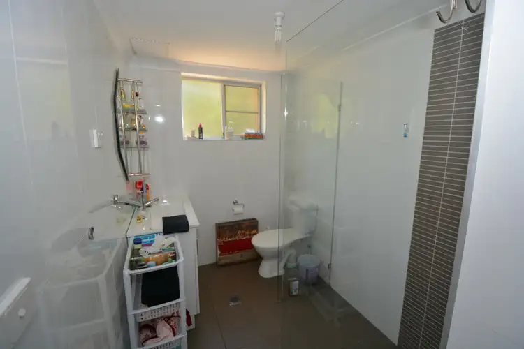 Fourth view of Homely apartment listing, 2/10 Peterborough Avenue, Lake Illawarra NSW 2528