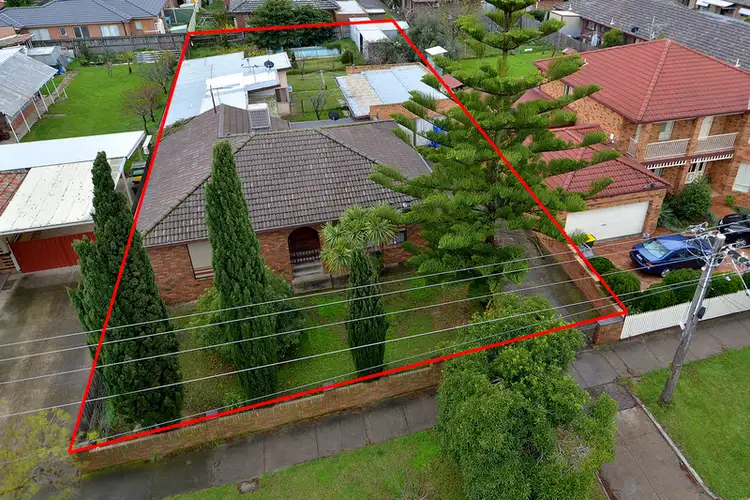 Fifth view of Homely house listing, 16 Elizabeth Street, St Albans VIC 3021