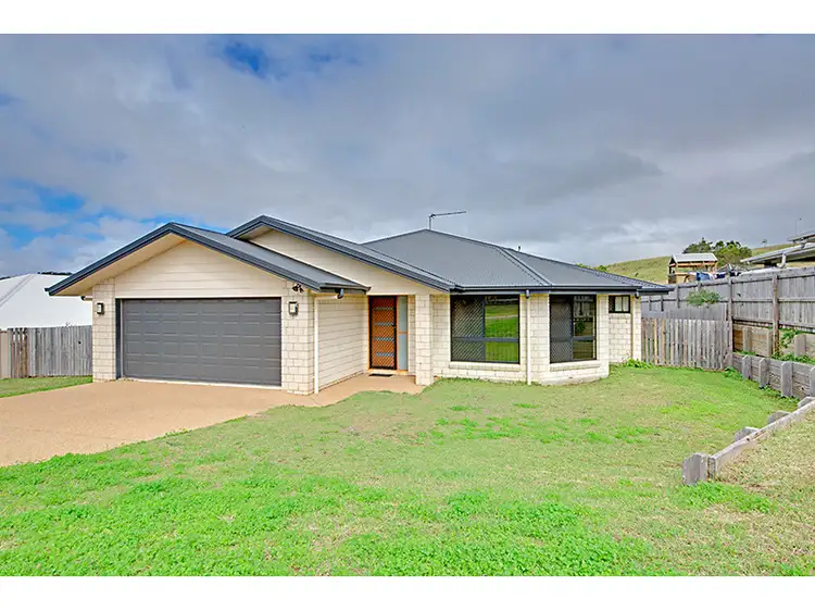 16 Mahogany Way, Lammermoor QLD 4703