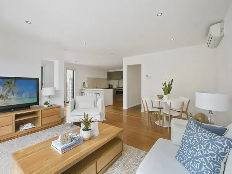 Fourth view of Homely house listing, 2/5 Beach Grove, Mornington VIC 3931