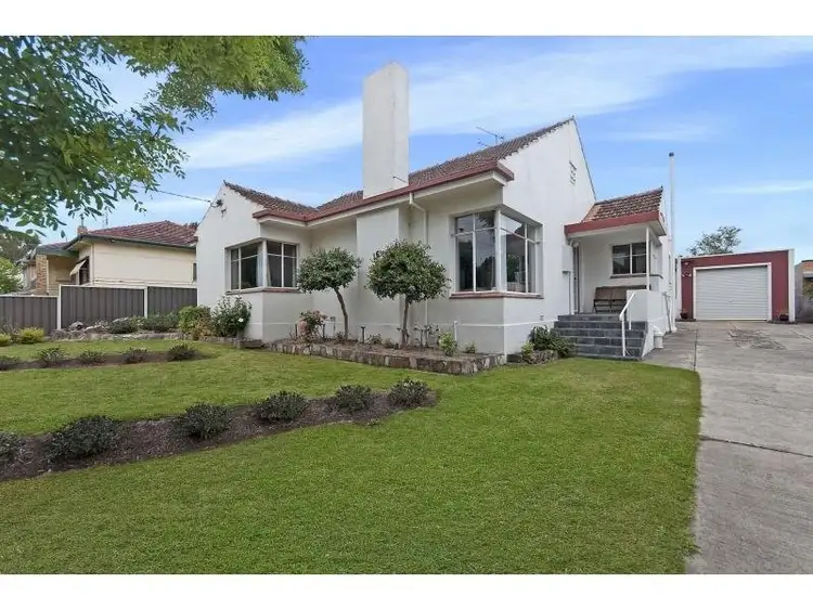 16 Francis Street, Hamilton VIC 3300