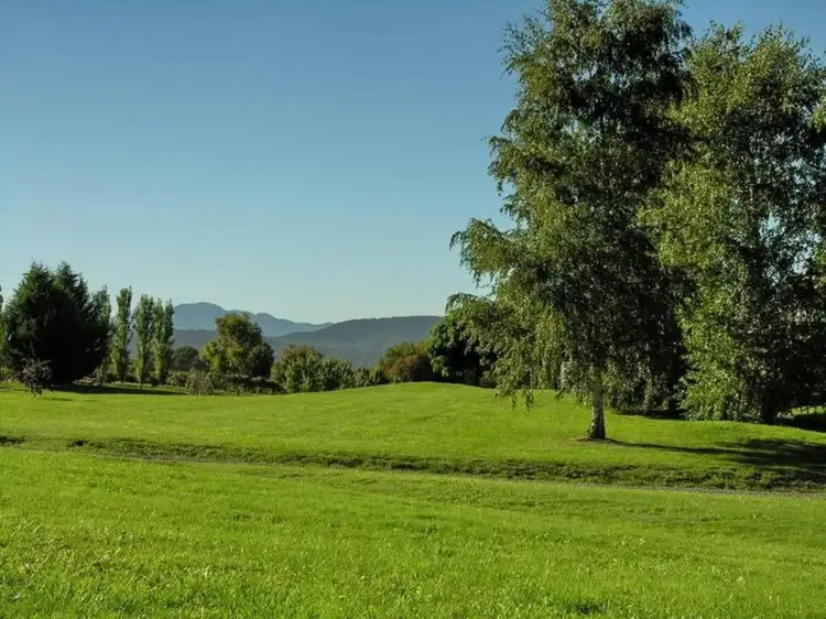 Fifth view of Homely rural property listing, 2 Grandview Drive, Mansfield VIC 3722