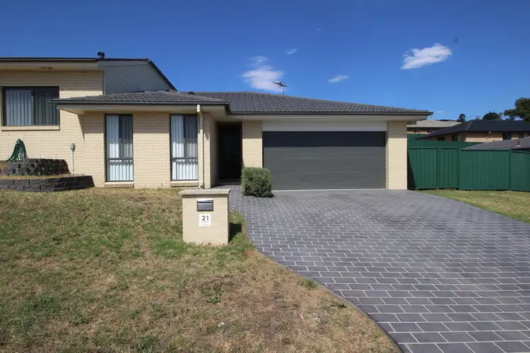 21 Chivers Circuit, Muswellbrook NSW 2333