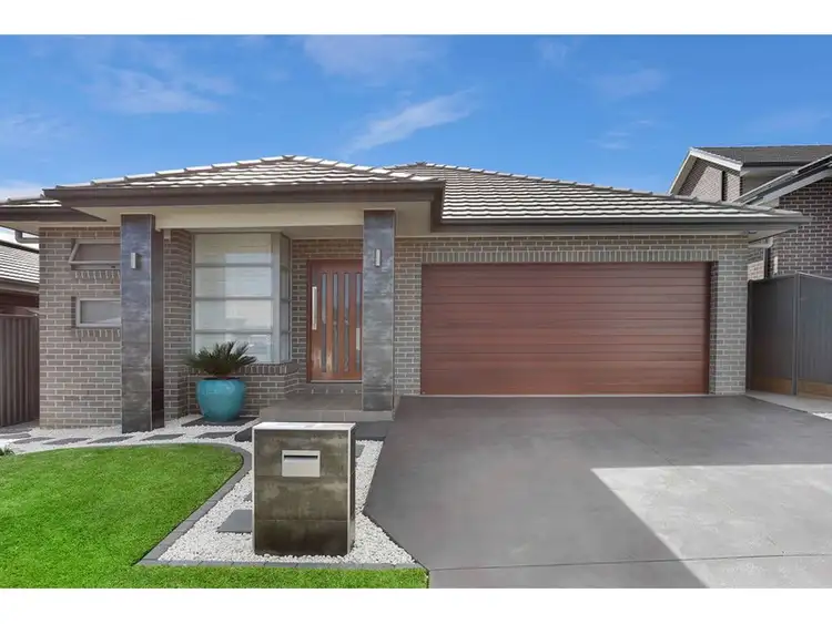 13 Rosella Circuit, Gregory Hills NSW 2557