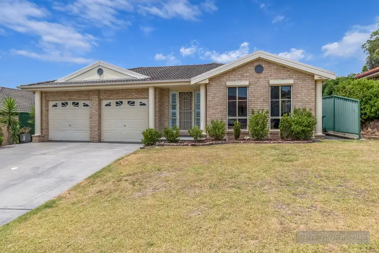 17 Ebony Close, Fletcher NSW 2287