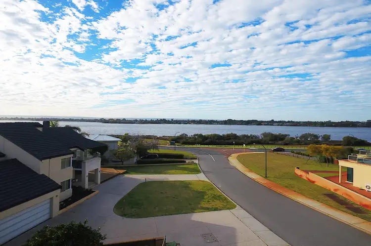 Fifth view of Homely house listing, 32 Howard Parade, Salter Point WA 6152