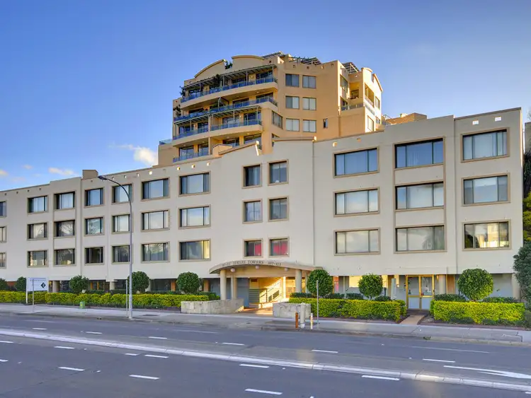 13/107-115 Pacific Highway, Hornsby NSW 2077