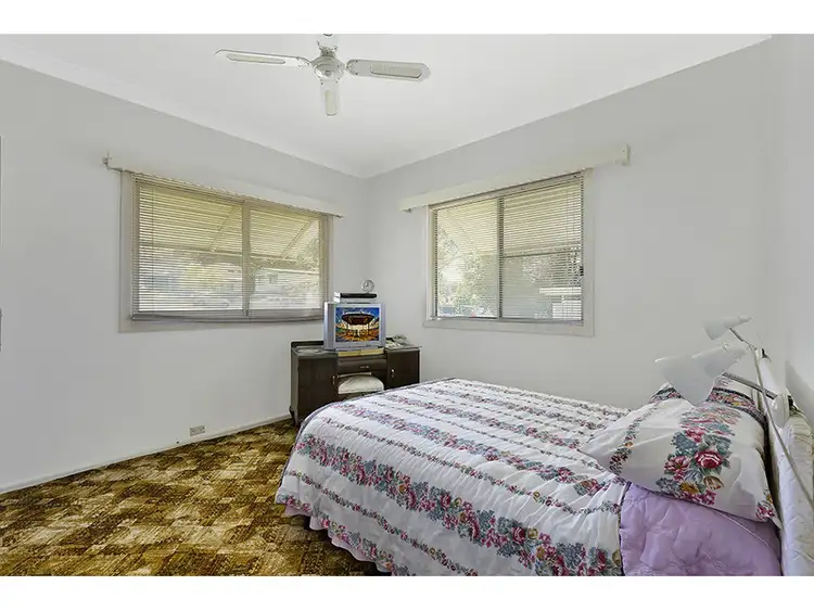 Fifth view of Homely house listing, 8 Bluebell Avenue, Berkeley Vale NSW 2261