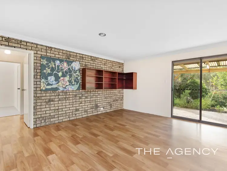 Fifth view of Homely house listing, 6 Apalie Trail, Edgewater WA 6027