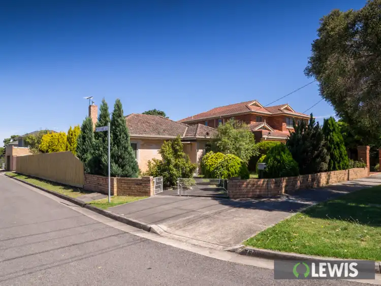77 Mitchell Parade, Pascoe Vale South VIC 3044
