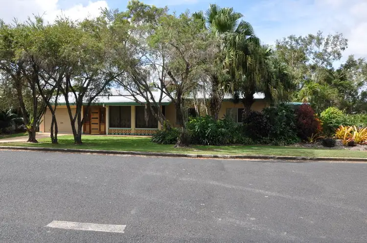 16 Martin Avenue, Mareeba QLD 4880