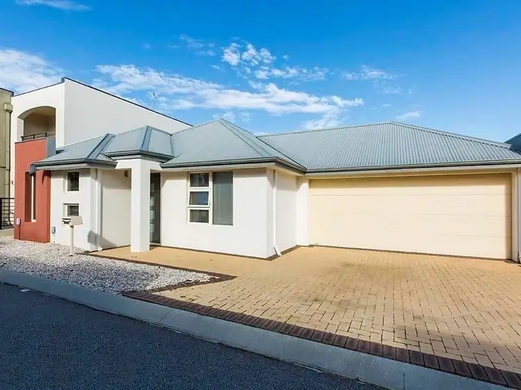 Second view of Homely house listing, 8 Redfern Bend, Clarkson WA 6030
