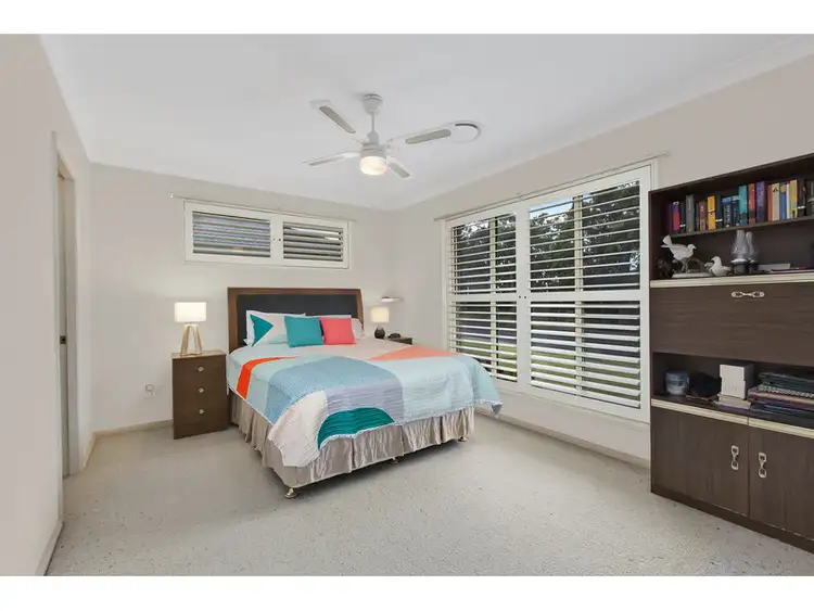 Fourth view of Homely house listing, 5 Renee Close, Lake Haven NSW 2263