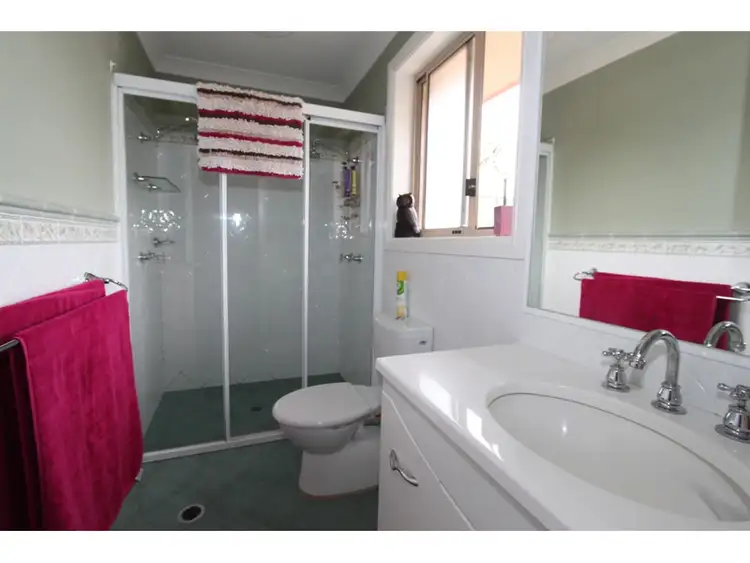 Seventh view of Homely house listing, 4 Inn Place, Bathurst NSW 2795