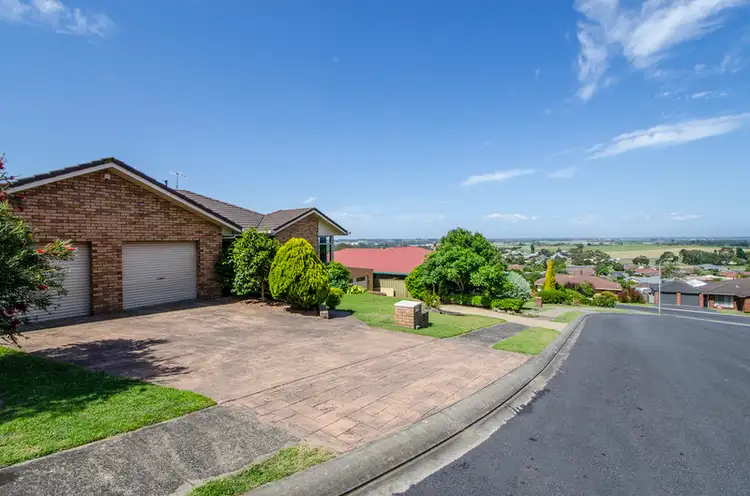 Second view of Homely house listing, 5 Corella Place, Mount Gambier SA 5290